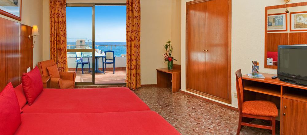 Avenida Hotel 4*